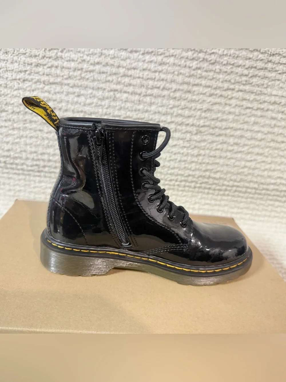Dr. Martens Kids Black Patent Leather Lace-Up Boots Size US 2 No Box